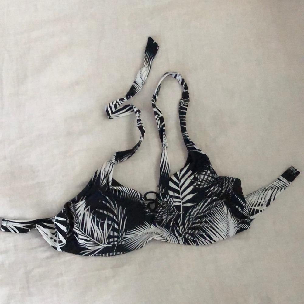 Athleta halter underwire bikini top